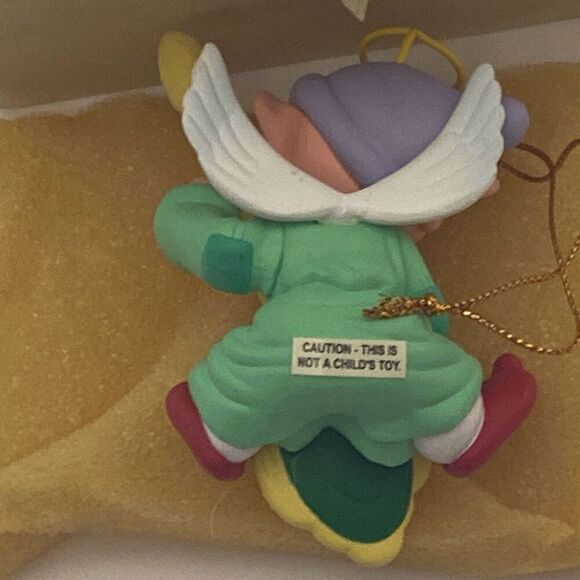 Disney Angel Dopey Dwarf With Guitar Snow White Collectible Hanging Ornament - Picture 6 of 6